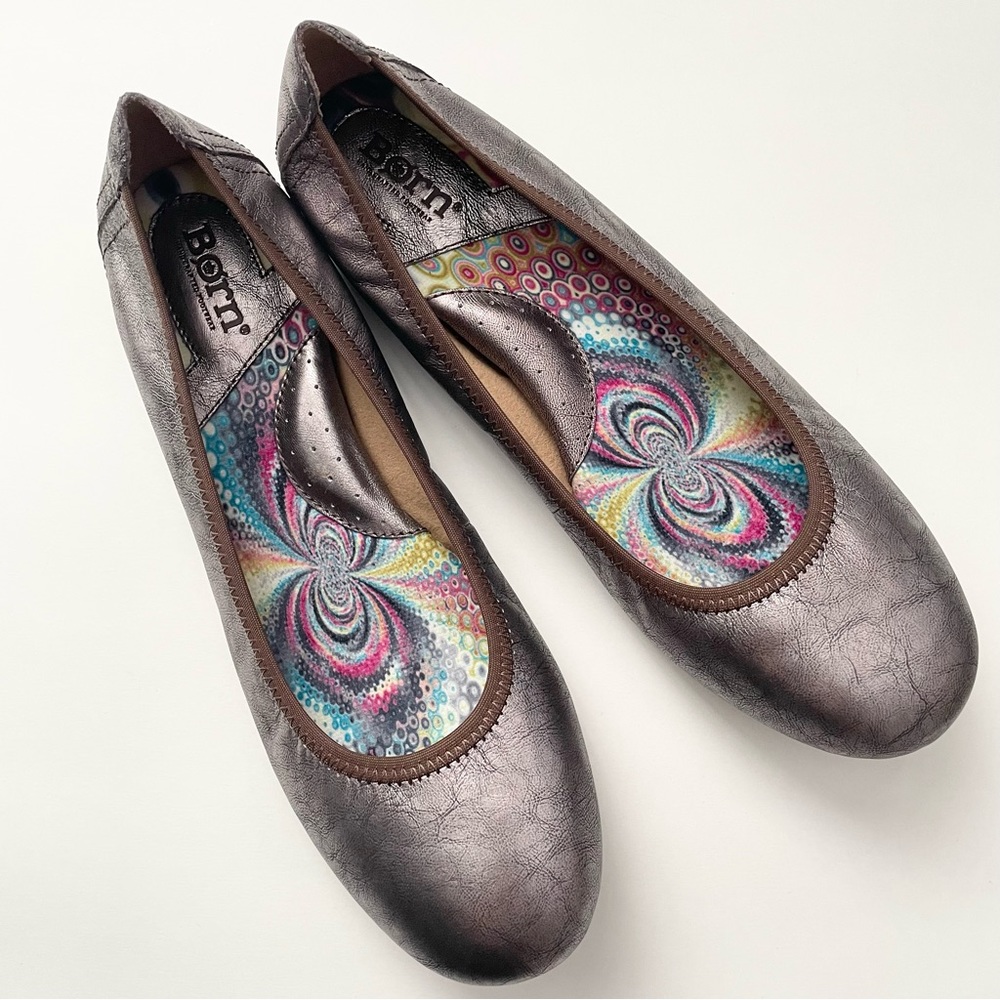Born Julianne metallic leather ballet flats, size 9. *New in Box*